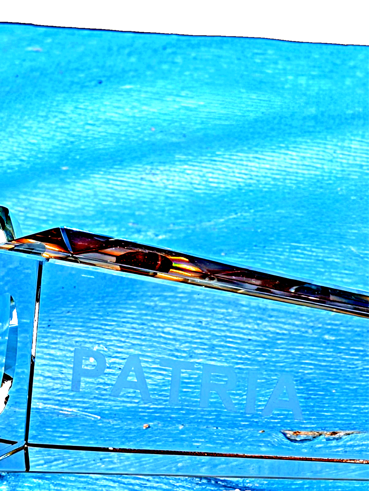 KRISTALL USZEICHNUNG AMERIKANISCHER ADLER MIT SOCKELGLAS UND BRONZE