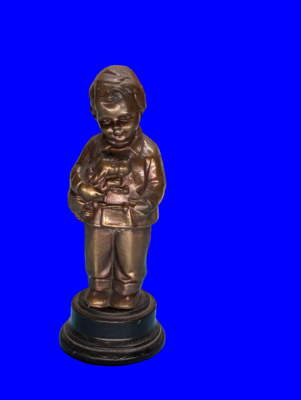 Antike Bronzefigur Junge auf Marmorsockel – Frankreich um 1800, 21 cm