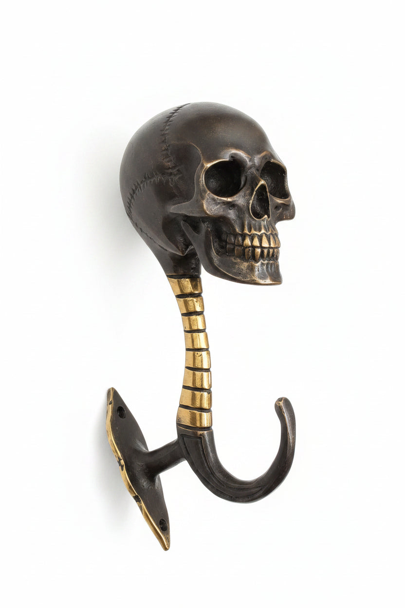 Vintage Skull Kleiderhaken mit Bronzekopf – Dekorativer Tuchhalter, Höhe 23 cm