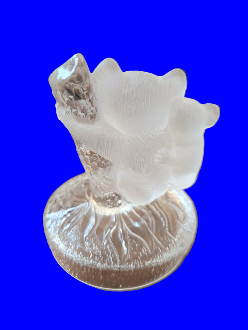 Glasfigur Bär aus Stammbaum – Handgefertigte Dekofigur, Höhe 17 cm