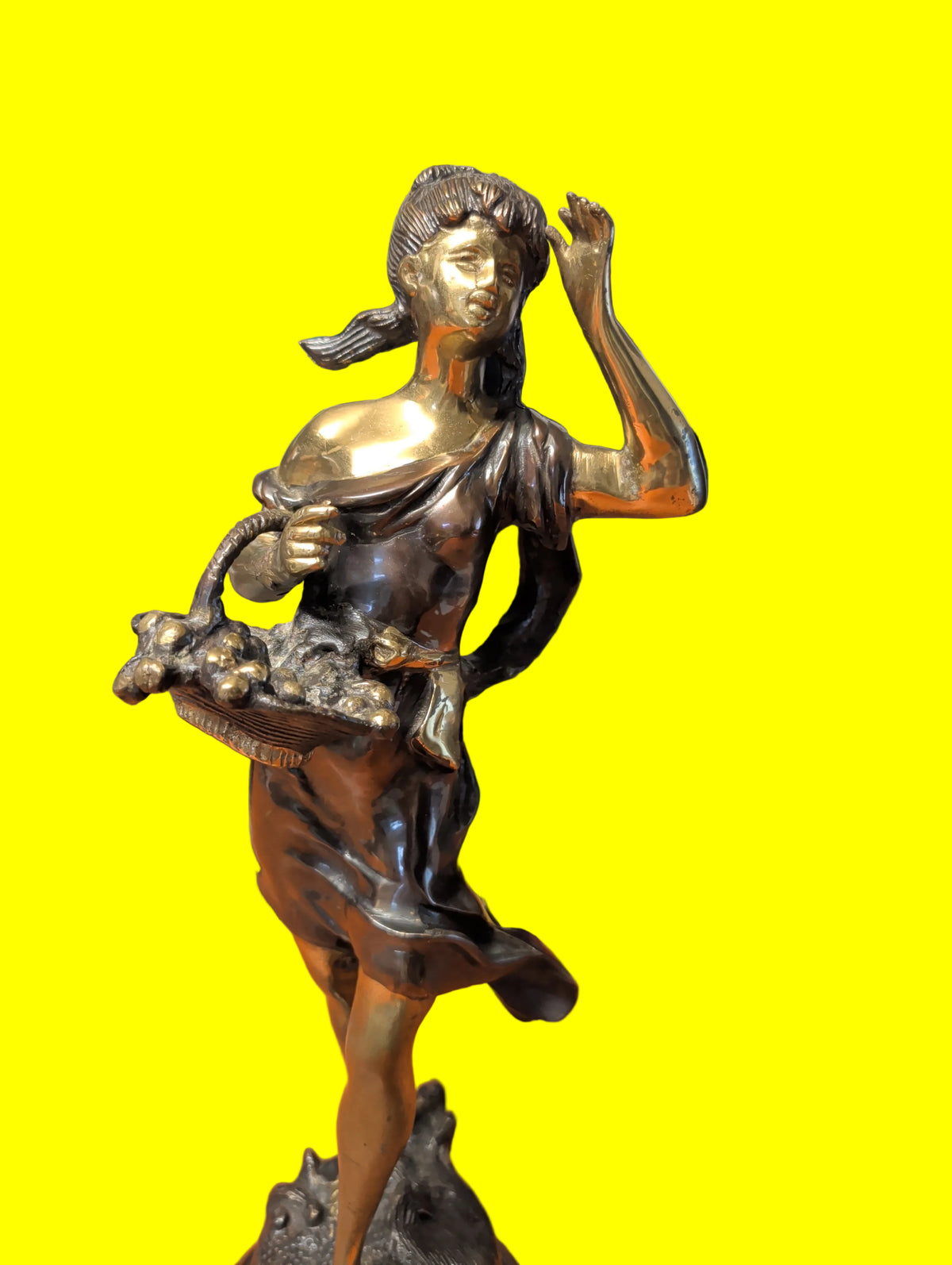 Antike Französische Bronze Skulptur – Junge Dame – 45 cm – Frankreich