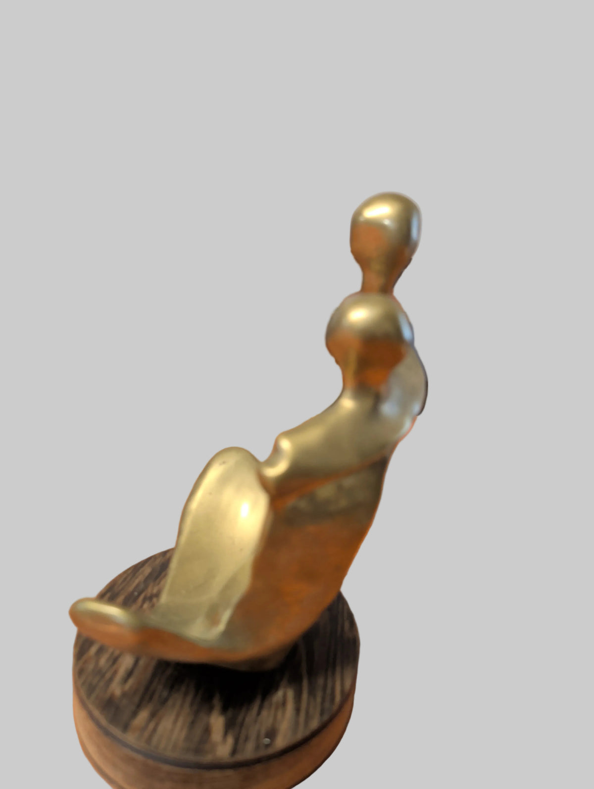 Antike Bronze Figur – Liebe und Verbundenheit – Auf Rundem Holzsockel – 24 cm