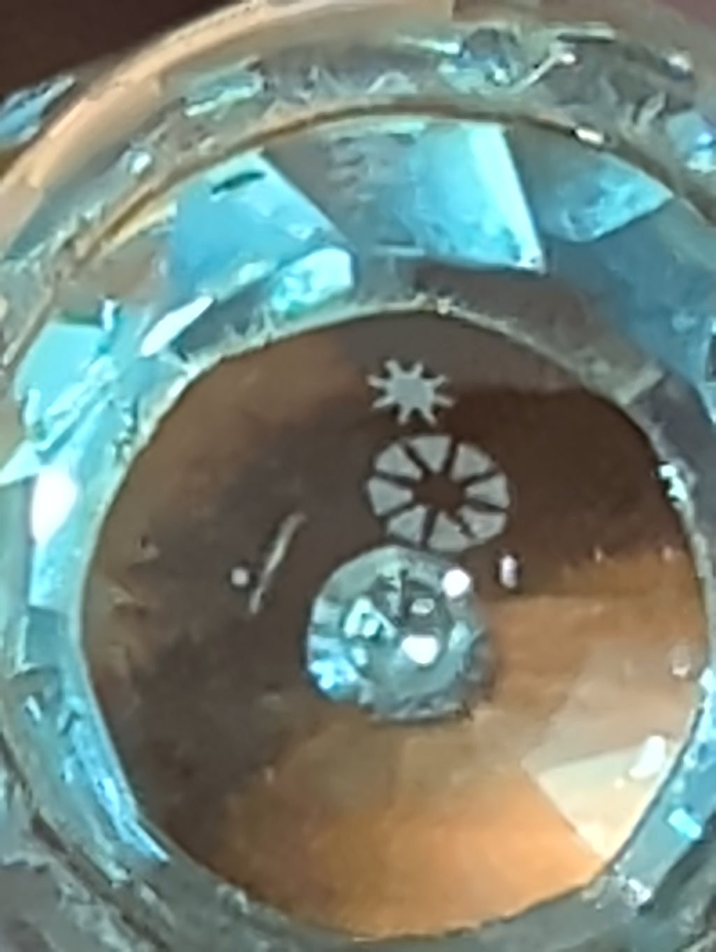Glasschmuck – Antikes Schmuckstück aus Glas