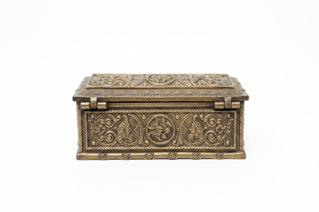 Antike Bronze Schatulle – Reich Verziert – 17 × 15 × 8 cm – Sammelstück