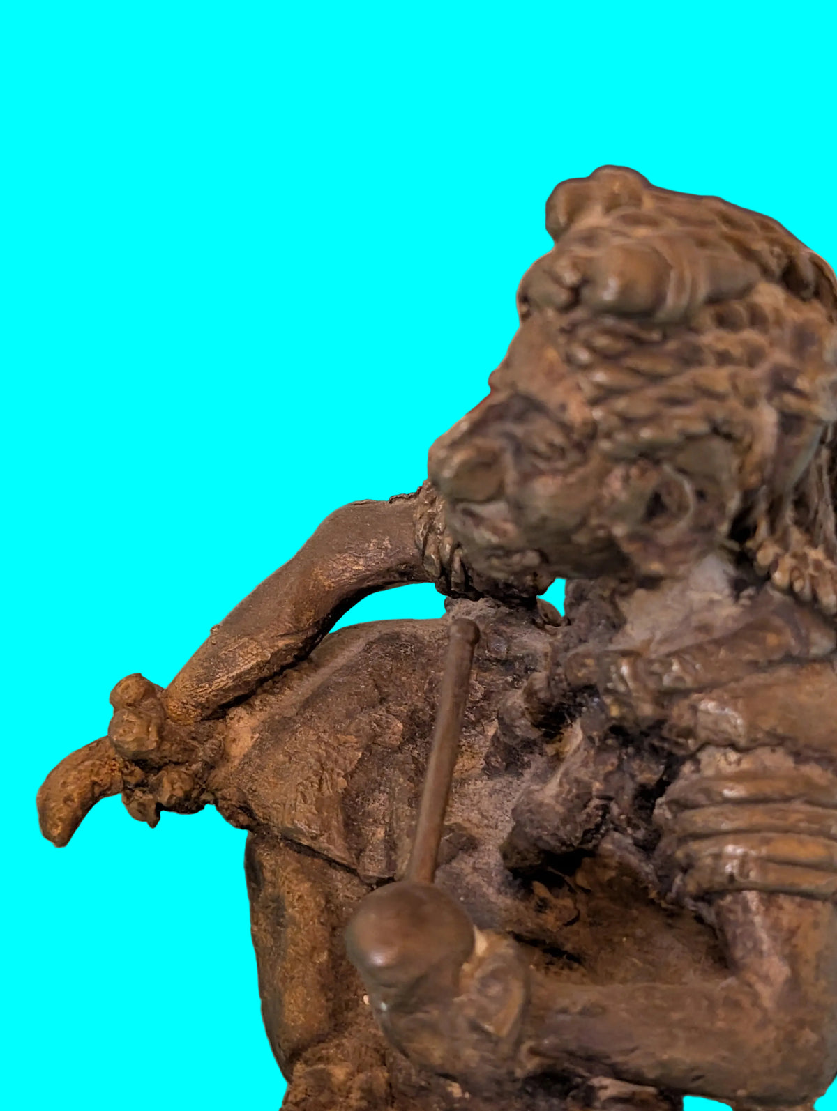 ANTIKER BRONZE ODER METALL FIGUR SITZENDEN MANNES GOTTHEIT