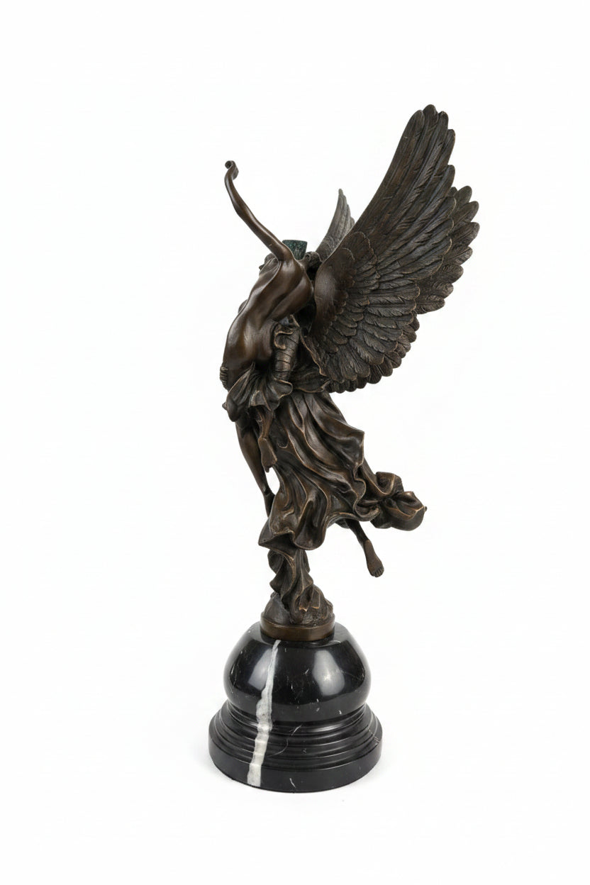 Bronze Figur – Moderne Dekoration Skulptur