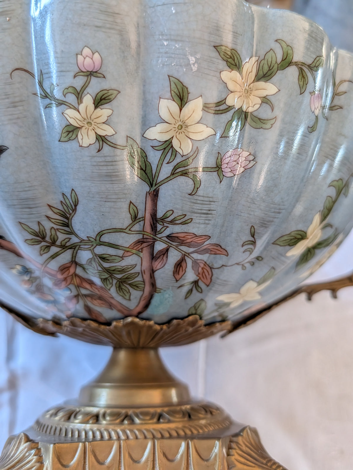 Antike Porzellan Schale mit Bronze – Vintage Dekoration Sammlerstück