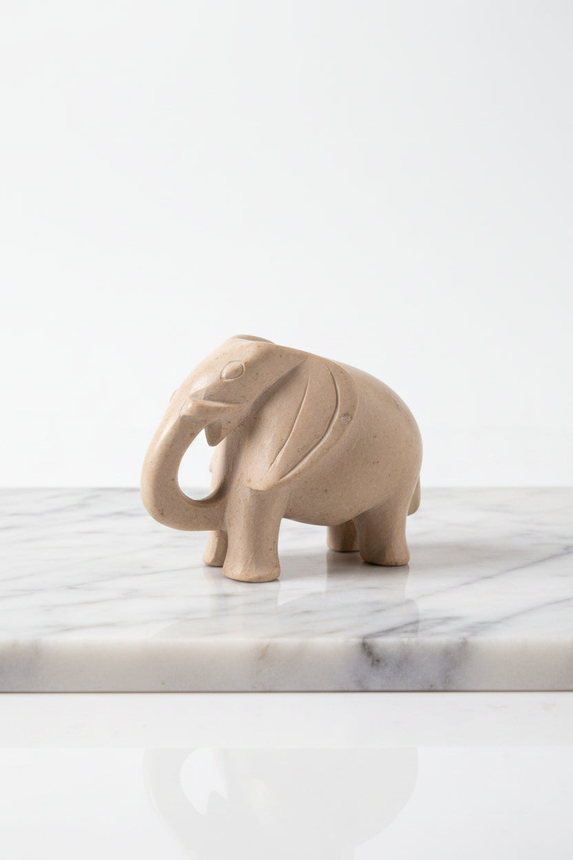 Marmor-Elefant – Sehr Schöne Figur, Sammlerstück