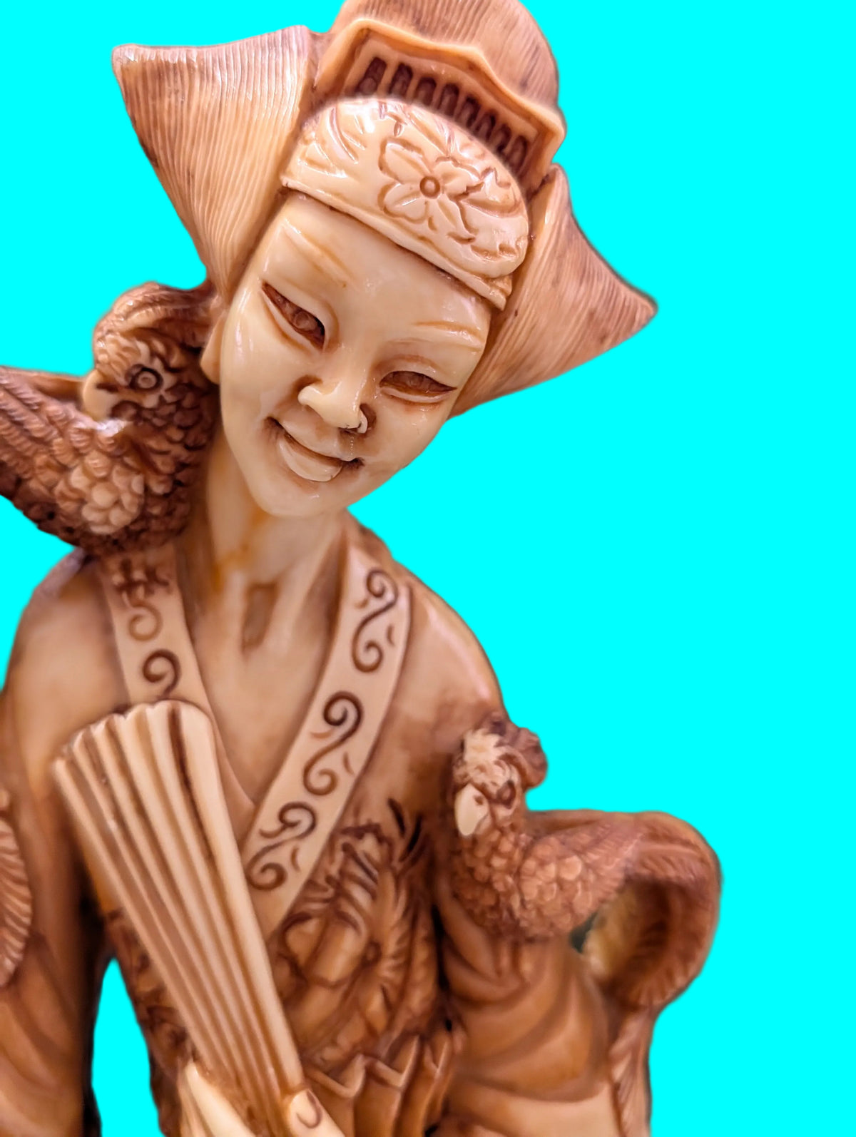 Asiatische Kunstfigur 48 cm – Dekorative Orientfigur
