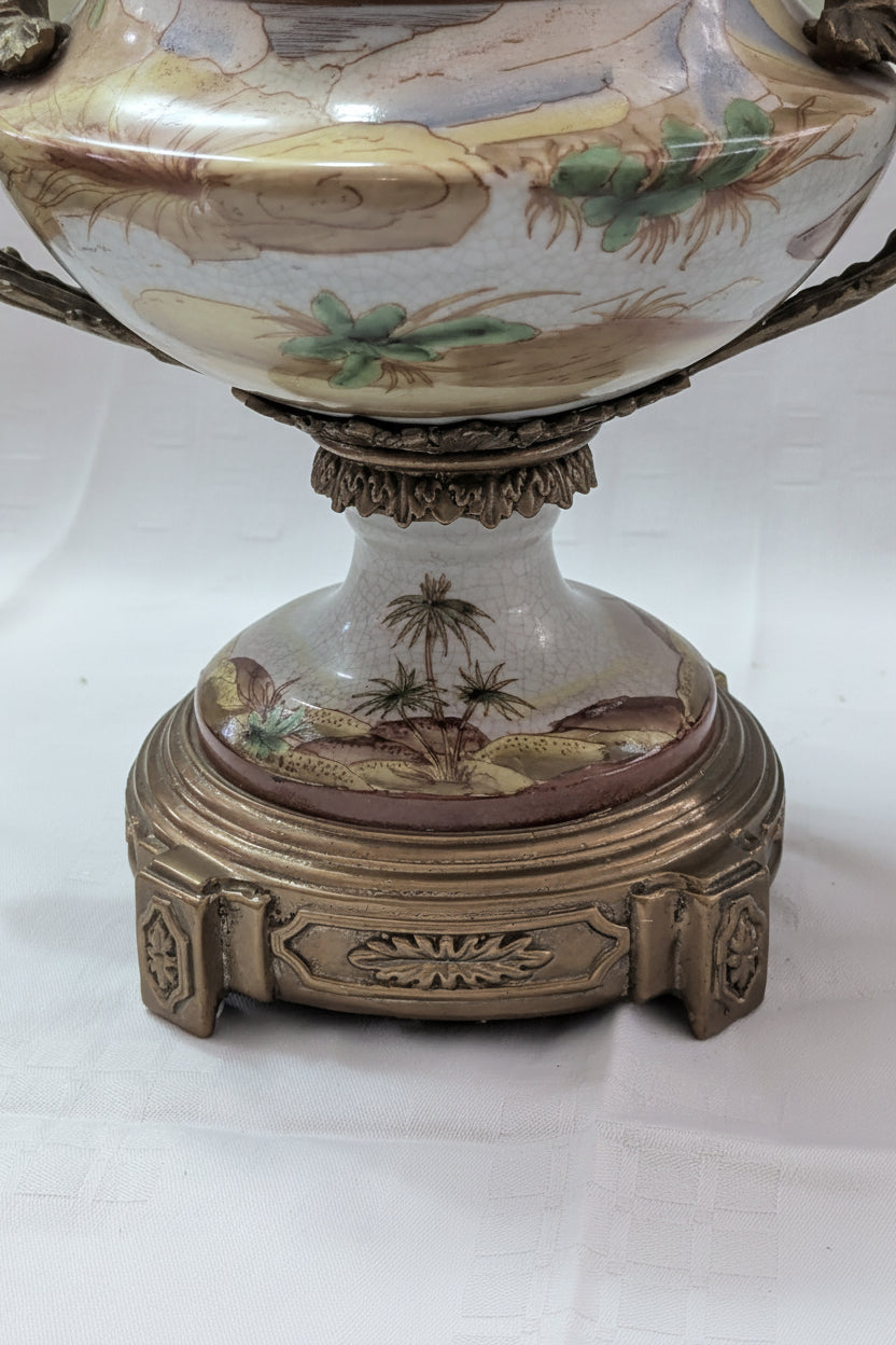 Amphore aus Porzellan und Bronze – Höhe 45 cm