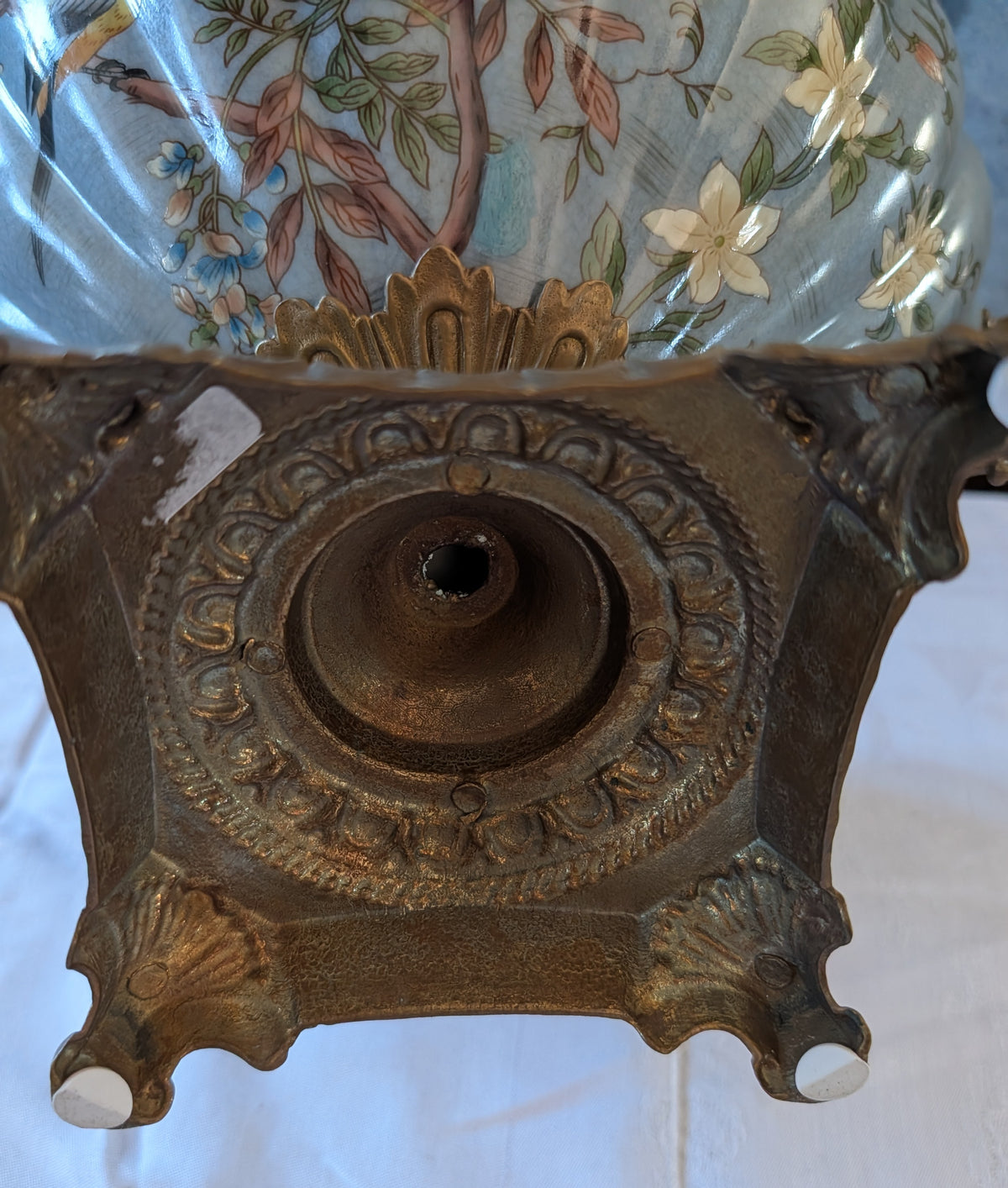 Antike Porzellan Schale mit Bronze – Vintage Dekoration Sammlerstück