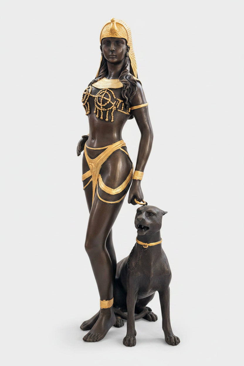 Kleopatra mit Panther – Grosse Goldfarbige Figur, Liebhaberstück