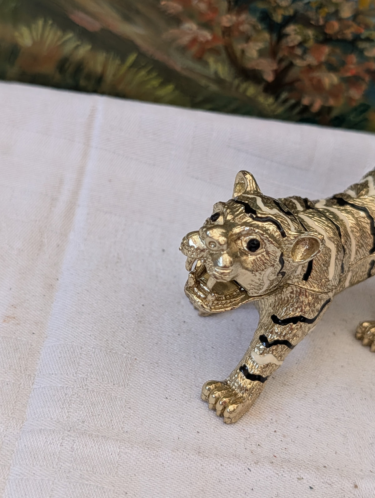 Tiger Pillendose Zinn Emailliert 12 cm – Dekorative Dose
